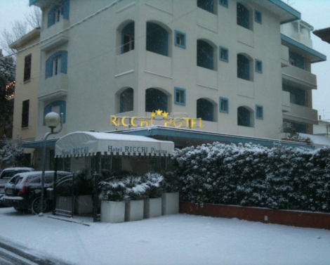 Immagine: est-neve-copia-2 | Hotel Ricchi