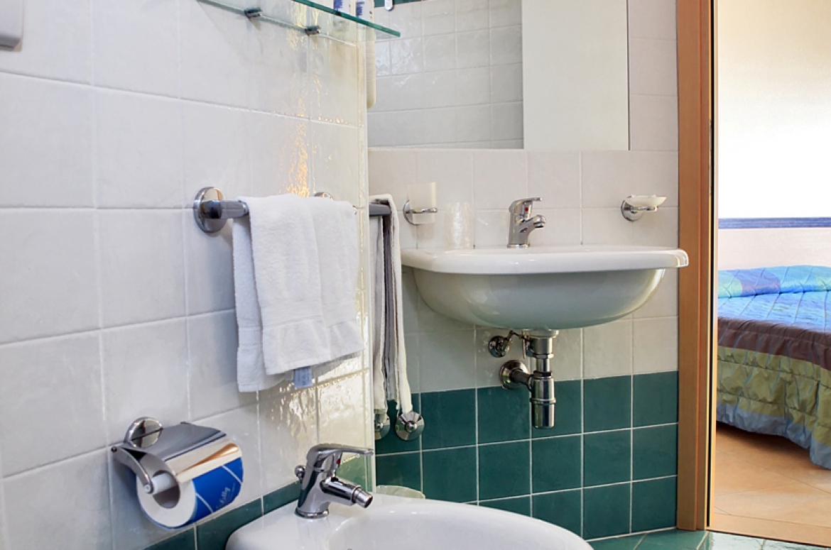 Photos de l'hébergement - Chambre Quadruple | Hotel Ricchi Photos de l'hébergement - Chambre Quadruple | Hotel Ricchi